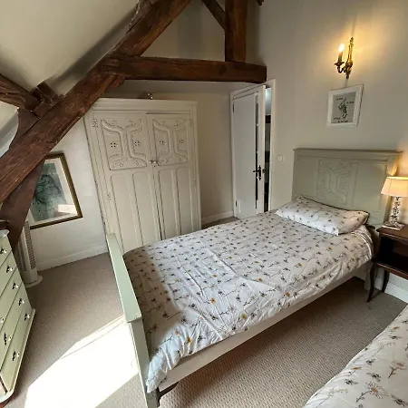 Petit Parfait 3 Bedroomed House Holiday home
